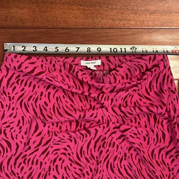 Nine West Side Ruched Midi Skirt Size M Zig Zag Zebra - Picture 8 of 8